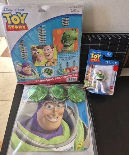 Toy story movie buzz - toy, lightyear