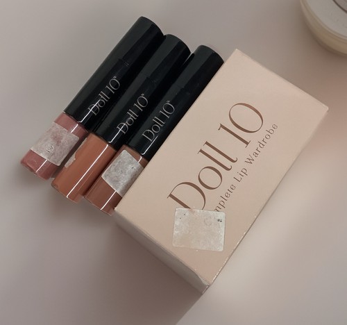 Doll complete lip wardrobe - complete,