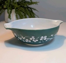 Pyrex Clover Leaf Cinderella