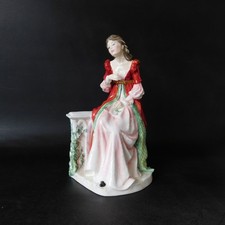 ROYAL DOULTON FIGURINE