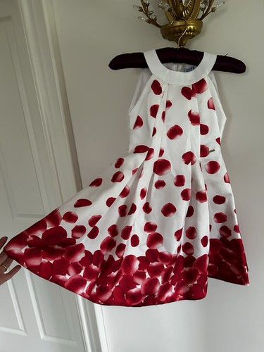 Beautiful mayoral red - beautiful,