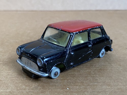 Corgi morris mini cooper - corgi,