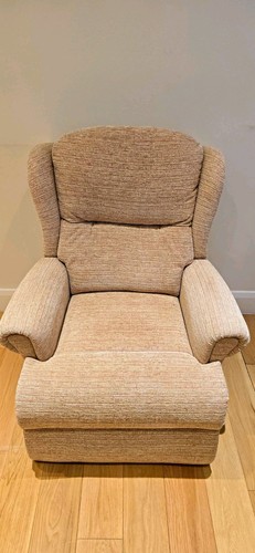 Upholstered padded seat - padded,
