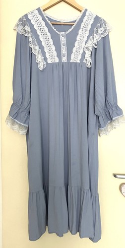 Victorian style nightdress - style,