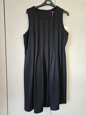 BNWT M&S Twiggy Black Swing