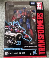  Transformers Studio Series