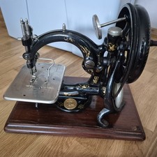 ANTIQUE WILLCOX & GIBBS AUTOMATIC SILENT SEWING MACHINE HAND OPERATED