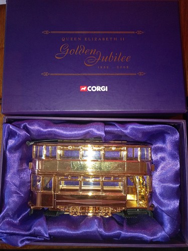 Corgi cc25207fully closed gold - cc25207fully,