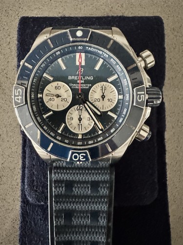 Breitling super chronomat b01 - breitling,