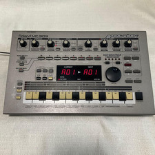 Roland MC-303 Groovebox Drum