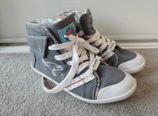 Kangaroo Women’s Trainers Size 4 – Grey Sneakers with Hidden Pocket