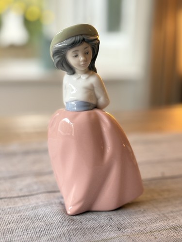 Nao lladro girl - nao, by