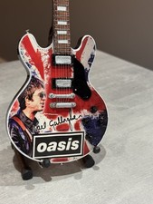 Miniature Oasis Guitar - 10