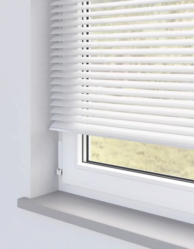 Faux wooden venetian blinds - wooden,