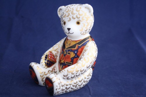 Royal crown derby - royal, debonair