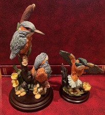 Country Artist Figurine Flying