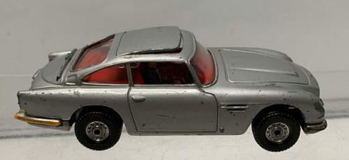 Corgi toys james bond 007 - corgi,