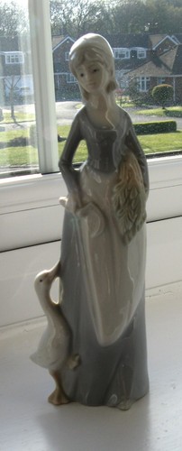 Porcelain woman with goose - porcelain,
