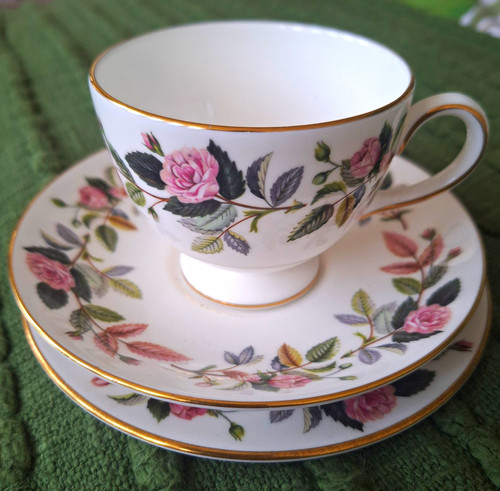 Wedgwood hathaway rose - wedgwood, bone