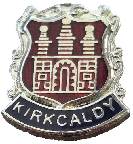 Kirkcaldy town small pin - town,