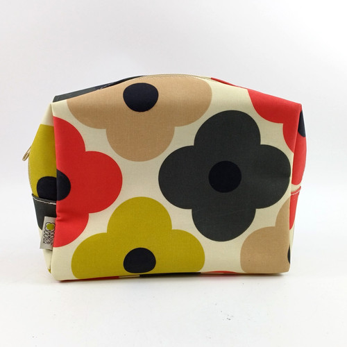 Orla kiely spot flower - kiely,
