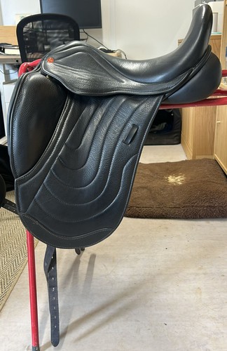 Inch wide fit - wide, comfort