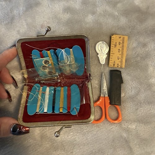Vintage travel sewing - vintage, kit