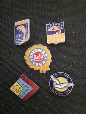 5 X  VINTAGE ENAMEL BUTLINS