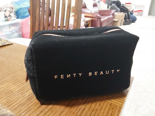 Fenty beauty velour logo - velour,