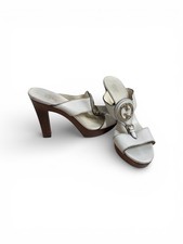 Gucci White Leather GG Logo