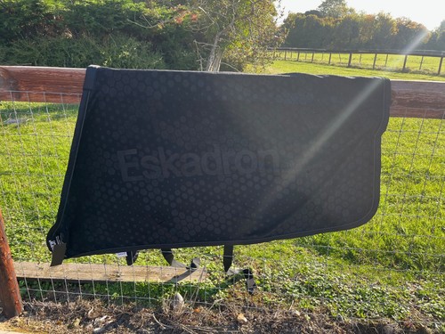 6ft eskadron fleece rug - 6ft,