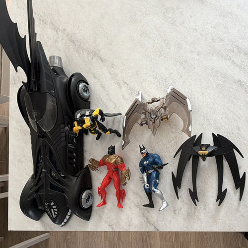 Batman action figure - batman, with