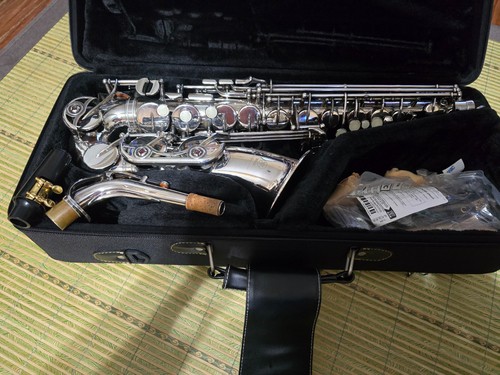 Yamaha alto silver saxophone - alto,