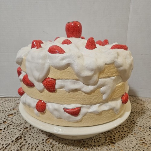 Vintage 1983 ceramic - vintage,