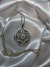 Diamond Accent round  Locket