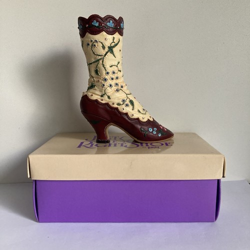 Just the right shoe raine - just,