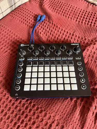 Novation circuit groovebox - novation,