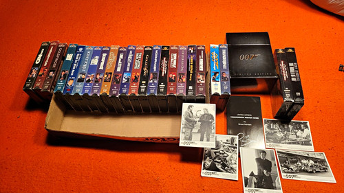James bond 007 vhs - bond,