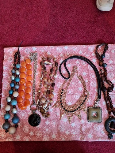 Bundle necklaces and - 6, 1