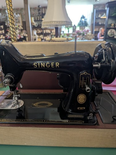 Singer sewing machine - singer,