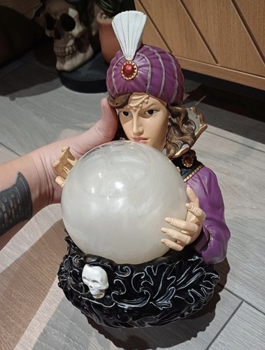 Psychic fortune teller gypsy - fortune,