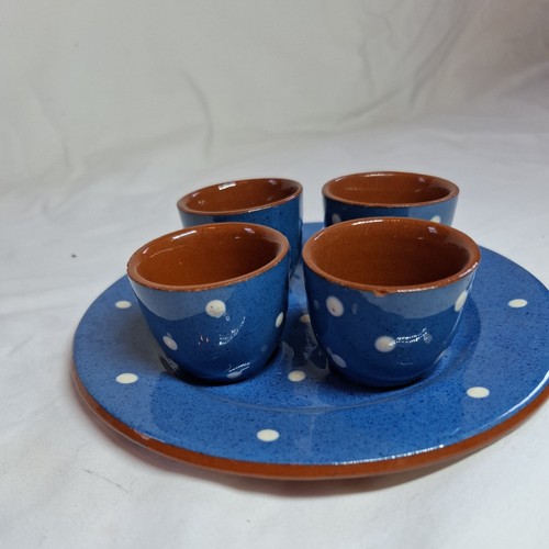 Dartmouth pottery egg - 4, cups