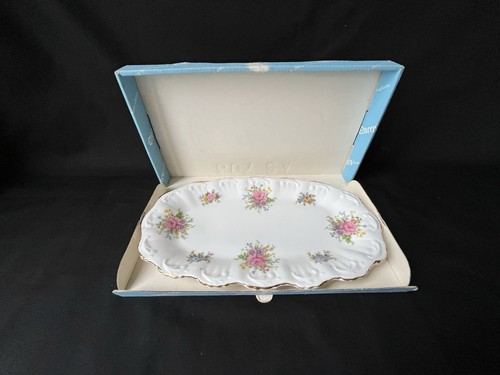 Hostess dish queens - dish,