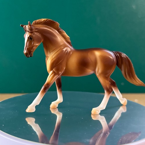 Breyer stablemates chestnut - stablemates,
