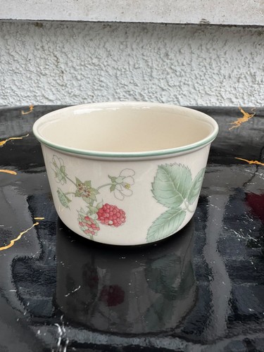 Wedgwood raspberry cane sugar - raspberry,
