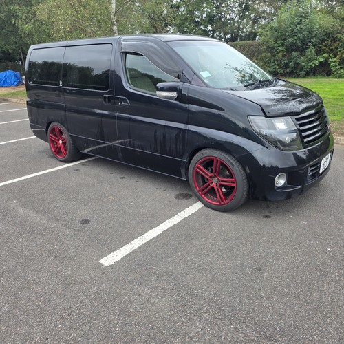 2004 series nissan elgrand - series,