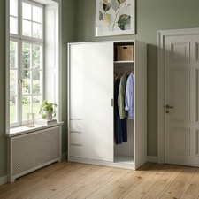 Sliding Door Wardrobe With 3