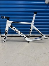 Giant Omnium Track Frameset