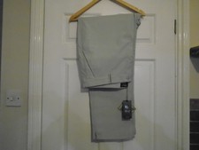 NEW MENS ISLAND GREEN COLD