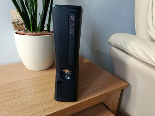 Xbox 360 slim - xbox, trinity